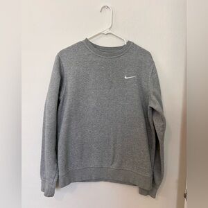 Nike Women’s Heather Gray Crewneck Sweater